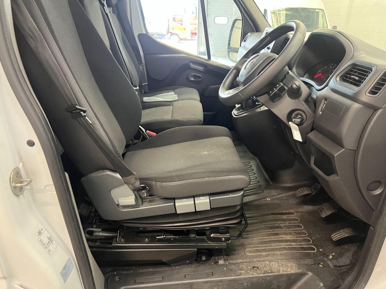 Used Renault Master 2023 for sale - 76691501: Photo 6