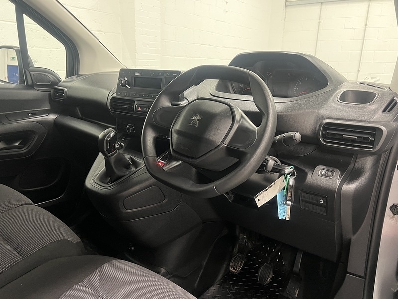 Used Peugeot Partner 2020 for sale - 77263959: Photo 11