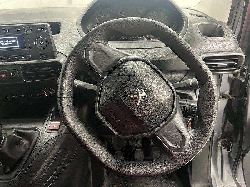 Used Peugeot Partner 2020 for sale - 77263959: Photo 16