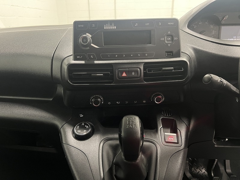 Used Peugeot Partner 2020 for sale - 77263959: Photo 17