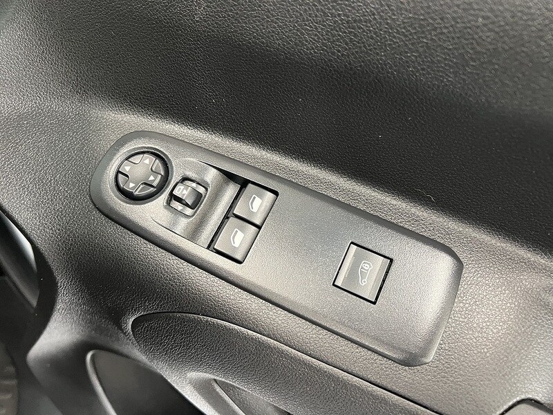 Used Vauxhall Combo 2023 for sale - 76903896: Photo 12