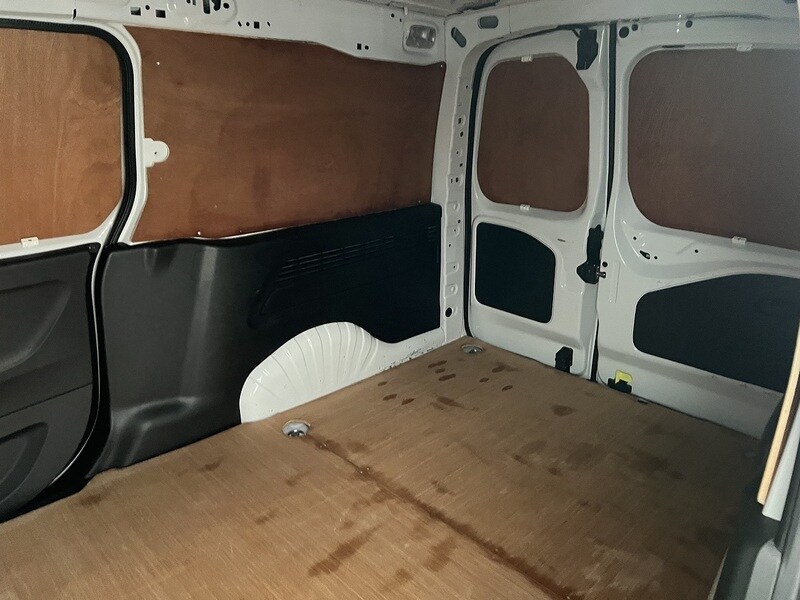 Used Vauxhall Combo 2023 for sale - 76903896: Photo 33