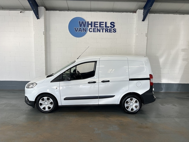 Used Ford Transit Courier 2020 for sale - 76924055: Photo 2