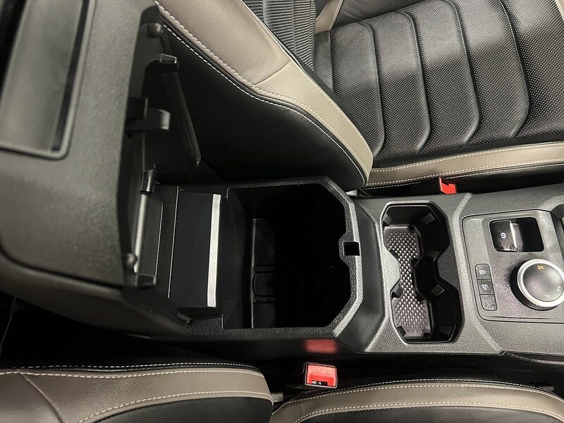 Used Volkswagen Amarok 2024 for sale - 77937341: Photo 27