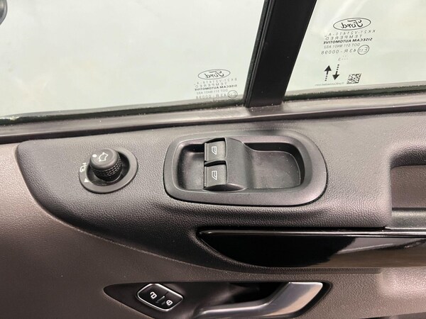 Used Ford Transit Custom 2023 for sale - 76140357: Photo 12