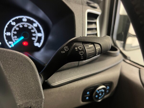 Used Ford Transit Custom 2023 for sale - 76140357: Photo 16