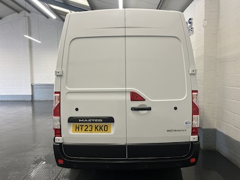 Used Renault Master 2023 for sale - 79462652: Photo