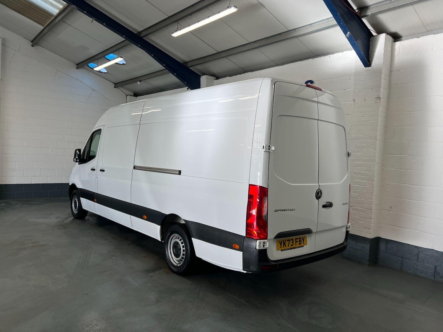 Used Mercedes-Benz Sprinter 2023 for sale - 76528926: Photo 3