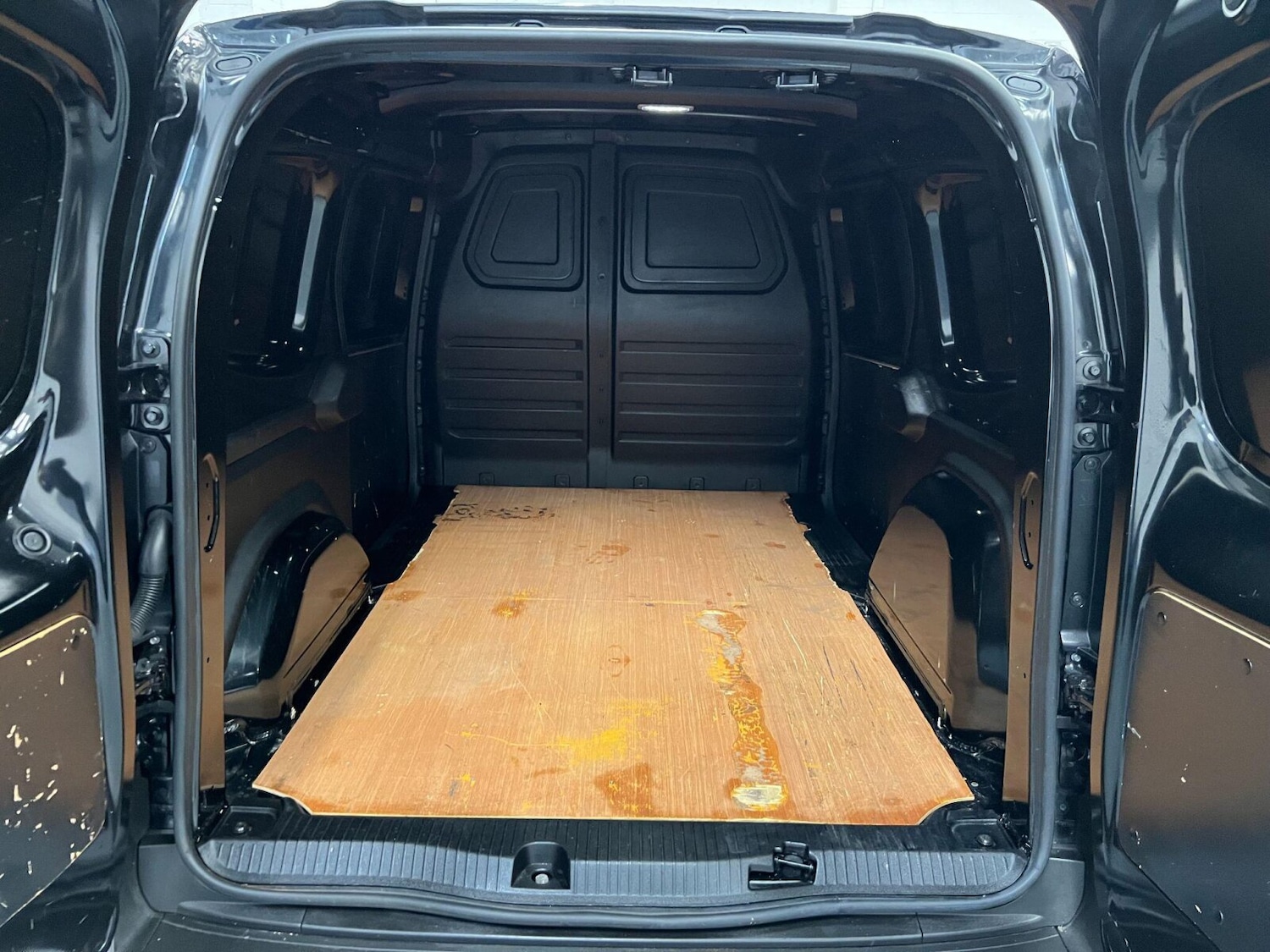 Used Nissan Other 2023 for sale - 76871619: Photo 27