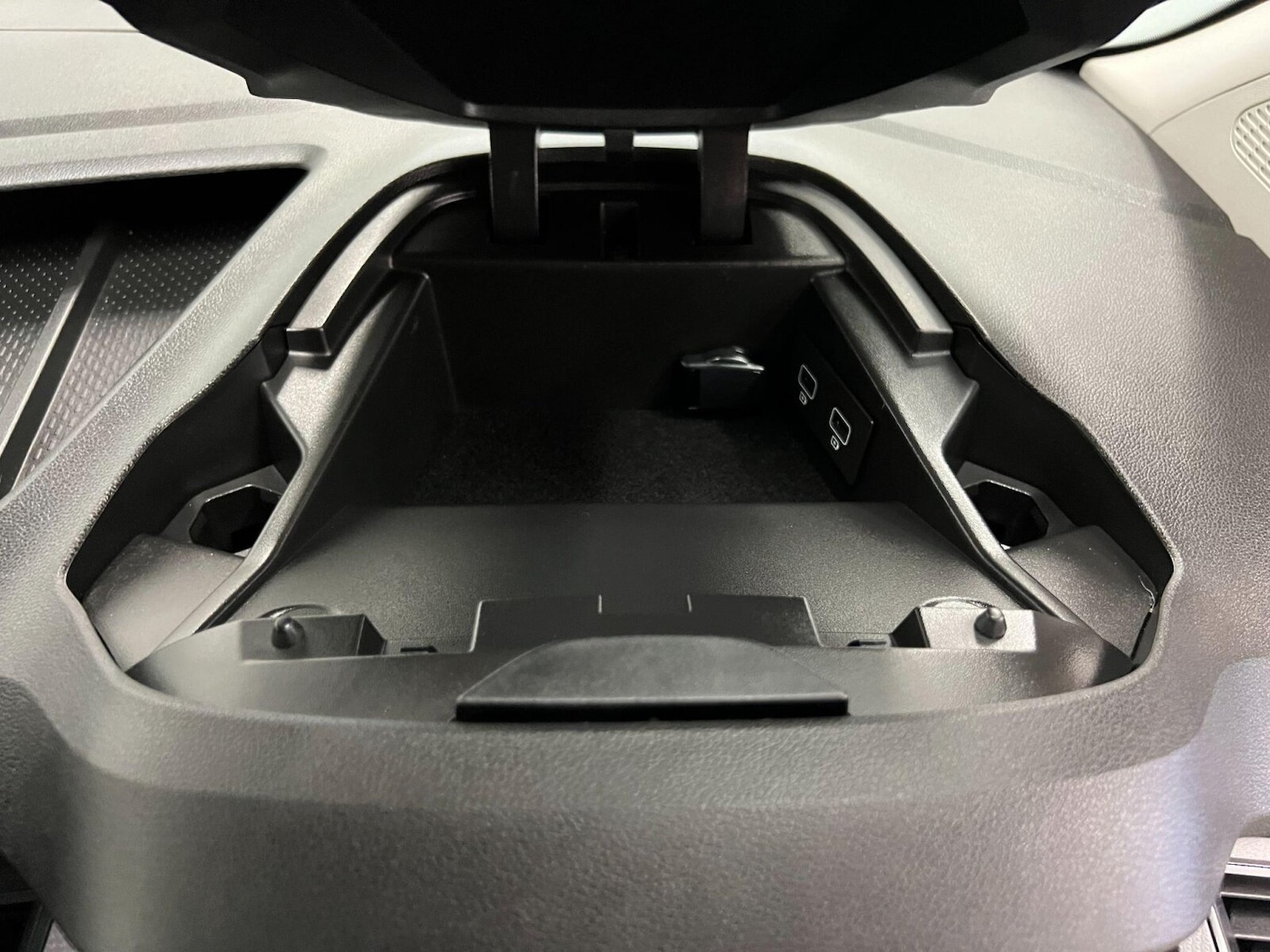 Used Nissan Other 2023 for sale - 76871619: Photo 29