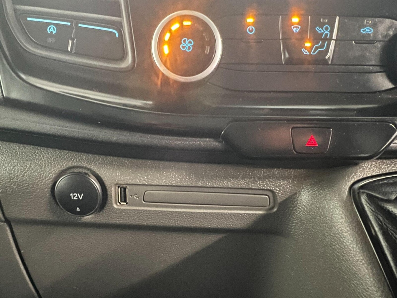 Used Ford Transit 2023 for sale - 76870878: Photo 24