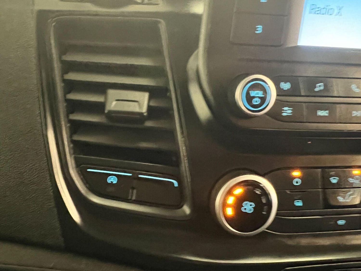 Used Ford Transit 2023 for sale - 76869190: Photo 16