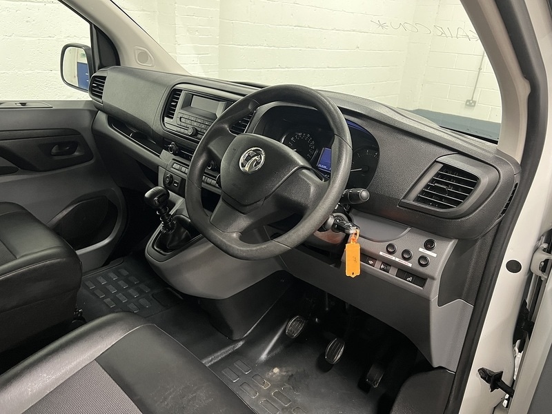 Used Vauxhall Vivaro 2019 for sale - 76982525: Photo 11