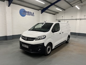 Vauxhall Vivaro feature image