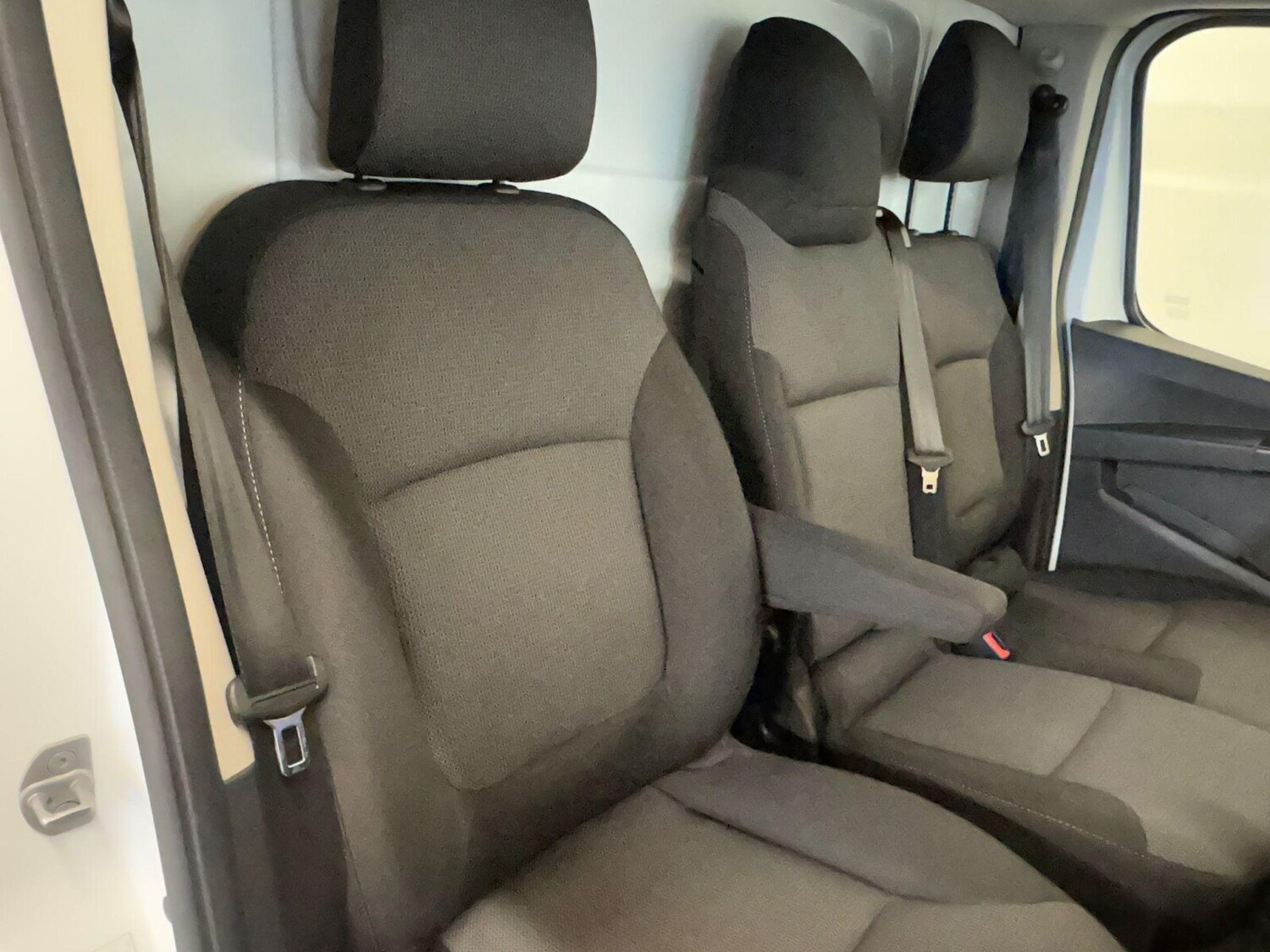 2023 Renault Trafic 2.0 dCi Blue 30 Advance SWB Euro 6 (s/s) 5dr Panel Van Diese - Picture 10 of 24