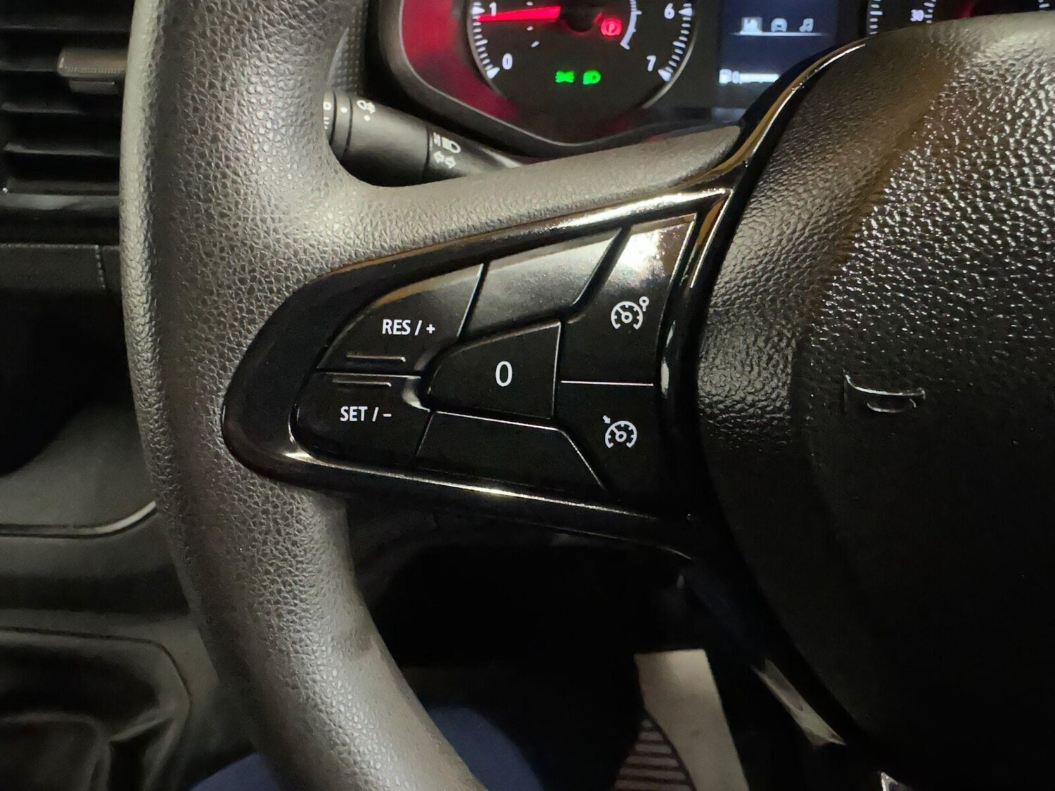 2023 Renault Trafic 2.0 dCi Blue 30 Advance SWB Euro 6 (s/s) 5dr Panel Van Diese - Picture 12 of 24