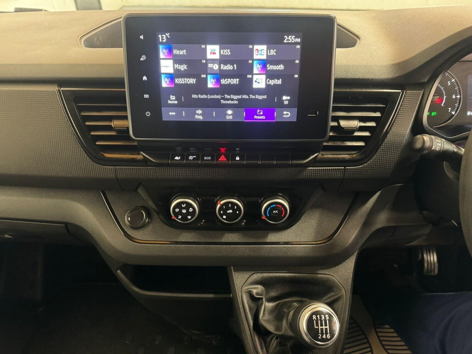 2023 Renault Trafic 2.0 dCi Blue 30 Advance SWB Euro 6 (s/s) 5dr Panel Van Diese - Picture 22 of 24