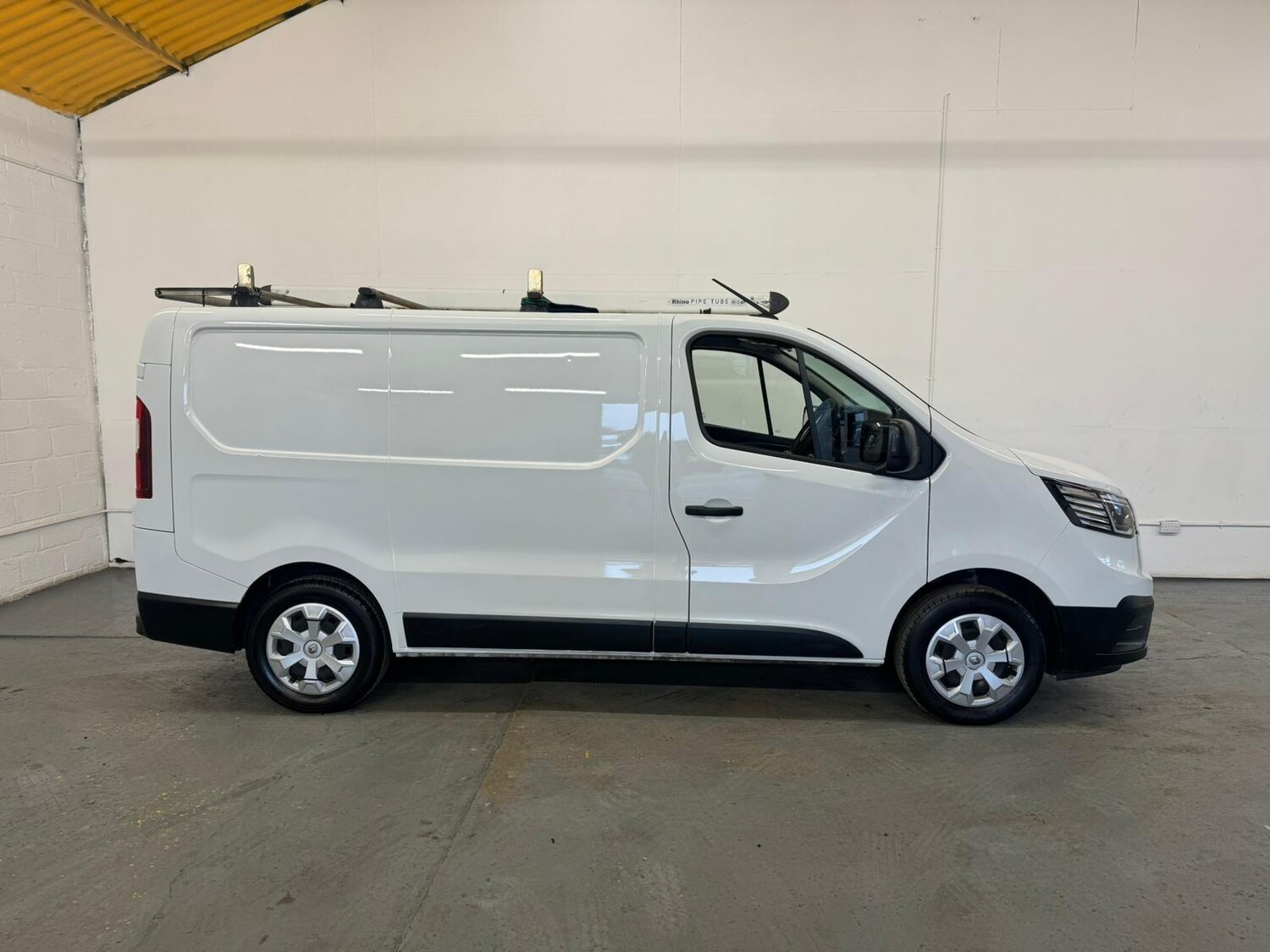 2023 Renault Trafic 2.0 dCi Blue 30 Advance SWB Euro 6 (s/s) 5dr Panel Van Diese - Picture 7 of 24