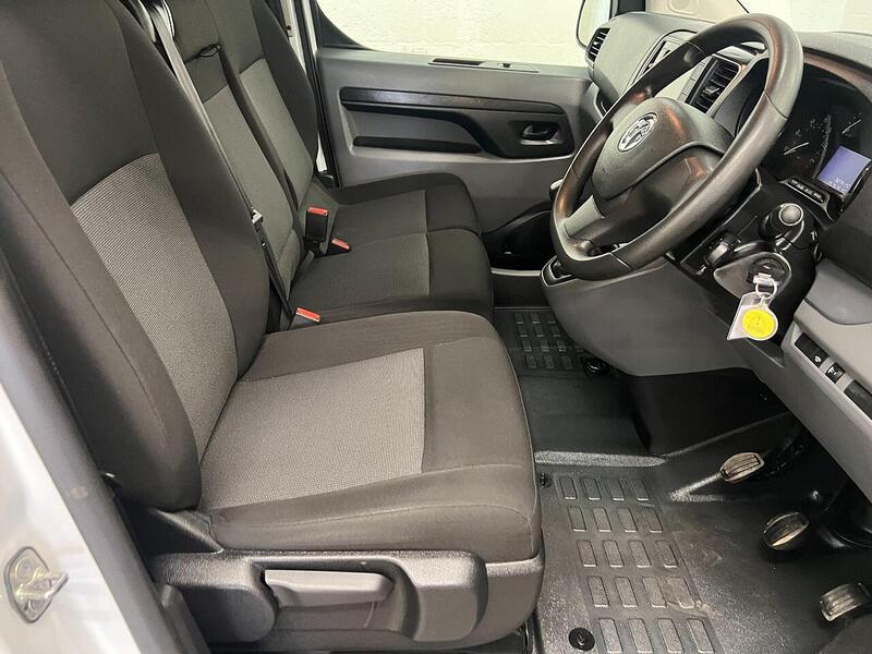 Used Vauxhall Vivaro 2022 for sale - 76904273: Photo 9