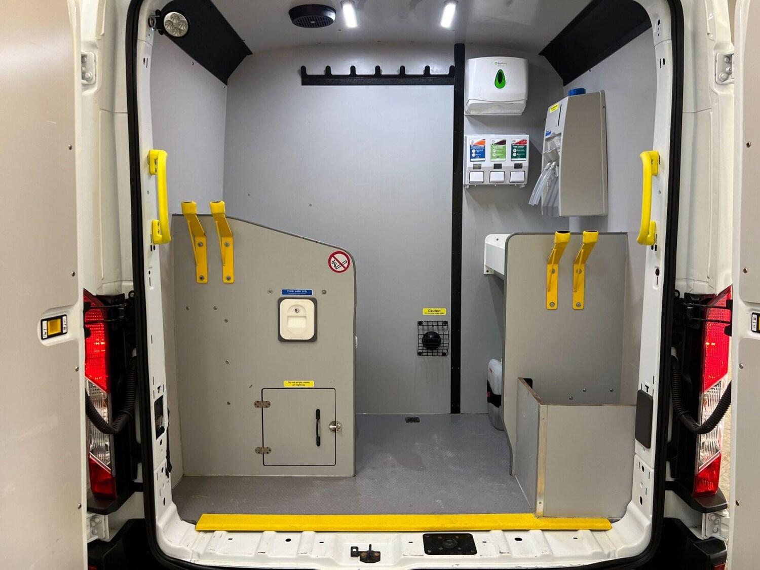 Used Ford Transit 2022 for sale - 75404351: Photo 43
