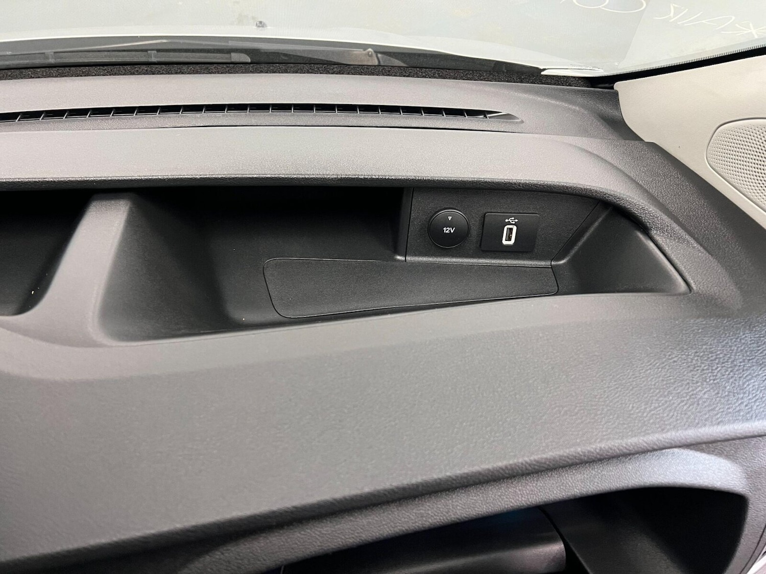 Used Ford Transit Custom 2022 for sale - 76868812: Photo 16