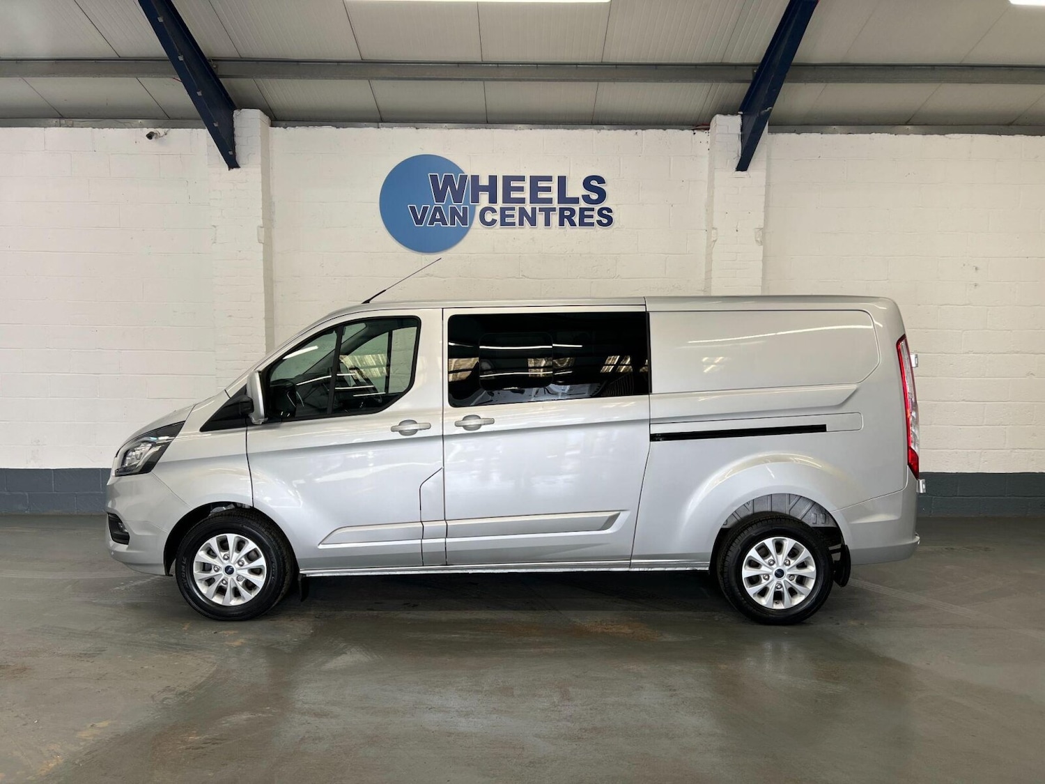 Used Ford Transit Custom 2022 for sale - 76868812: Photo 2