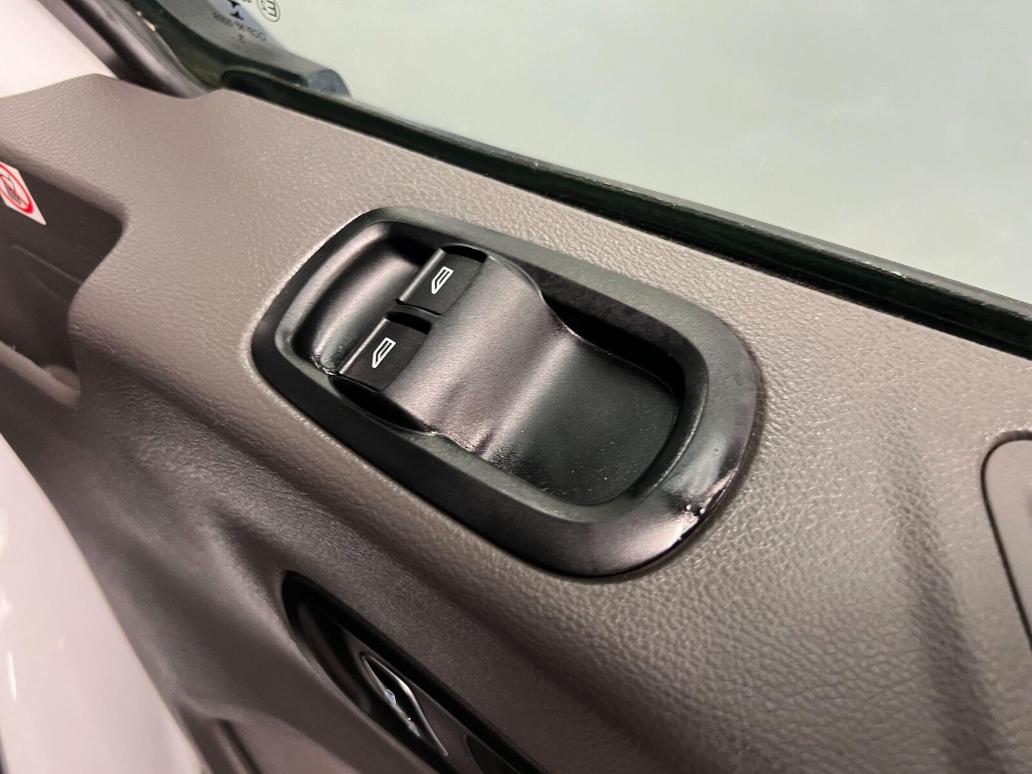 Used Ford Transit 2024 for sale - 76868720: Photo 11