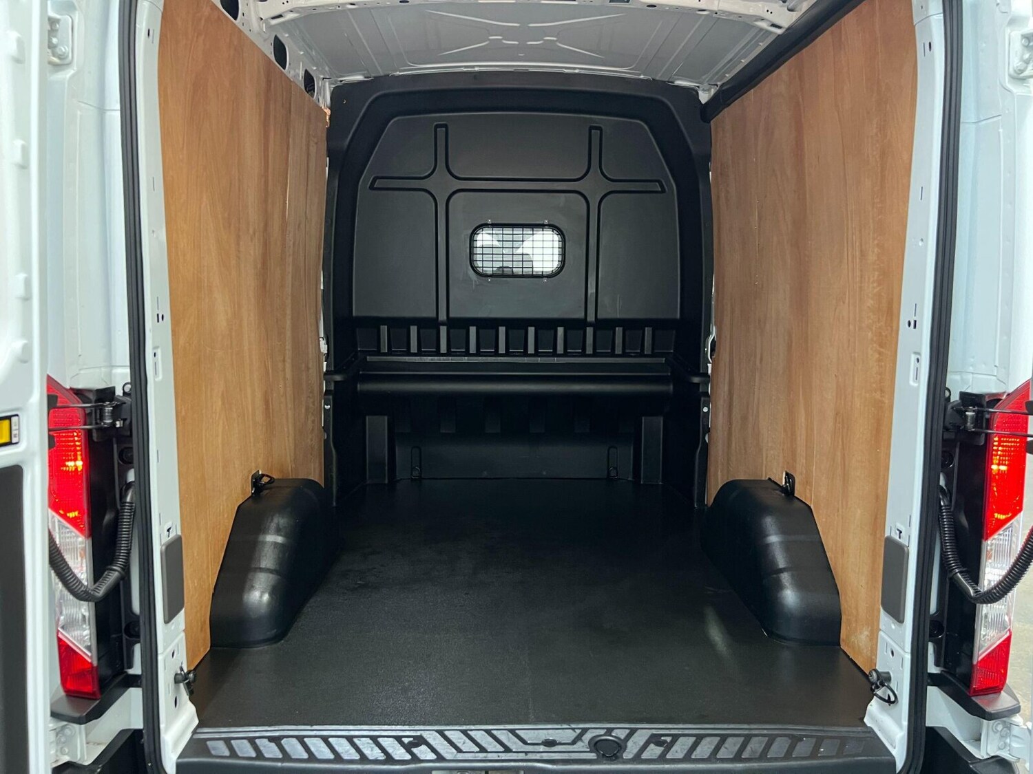 Used Ford Transit 2024 for sale - 76868720: Photo 29