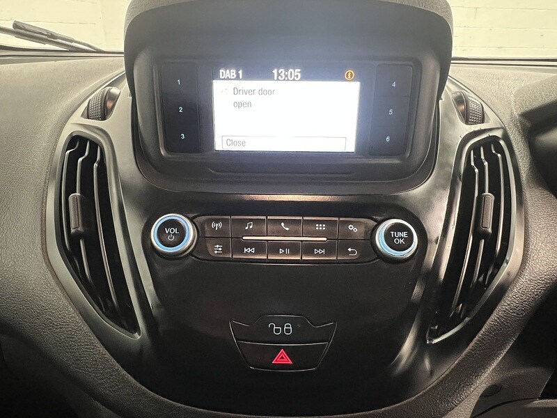 Used Ford Transit Courier 2020 for sale - 77250848: Photo 19