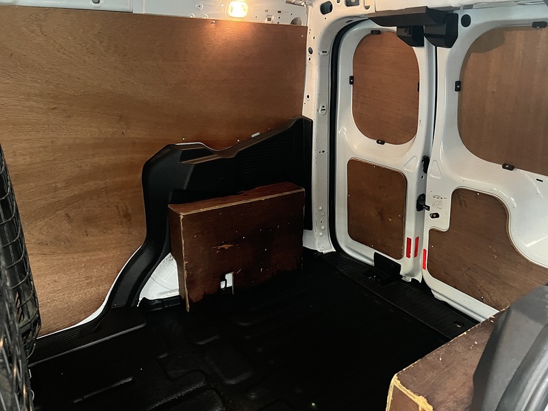 Used Ford Transit Courier 2020 for sale - 77250848: Photo 27