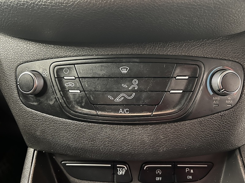 Used Ford Transit Courier 2020 for sale - 77250848: Photo 9