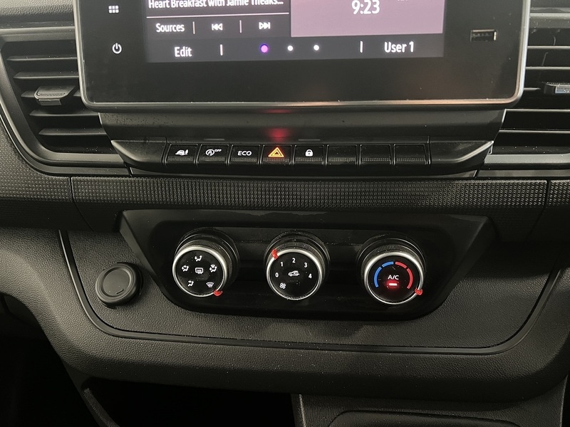 Used Renault Trafic 2022 for sale - 76904330: Photo 23