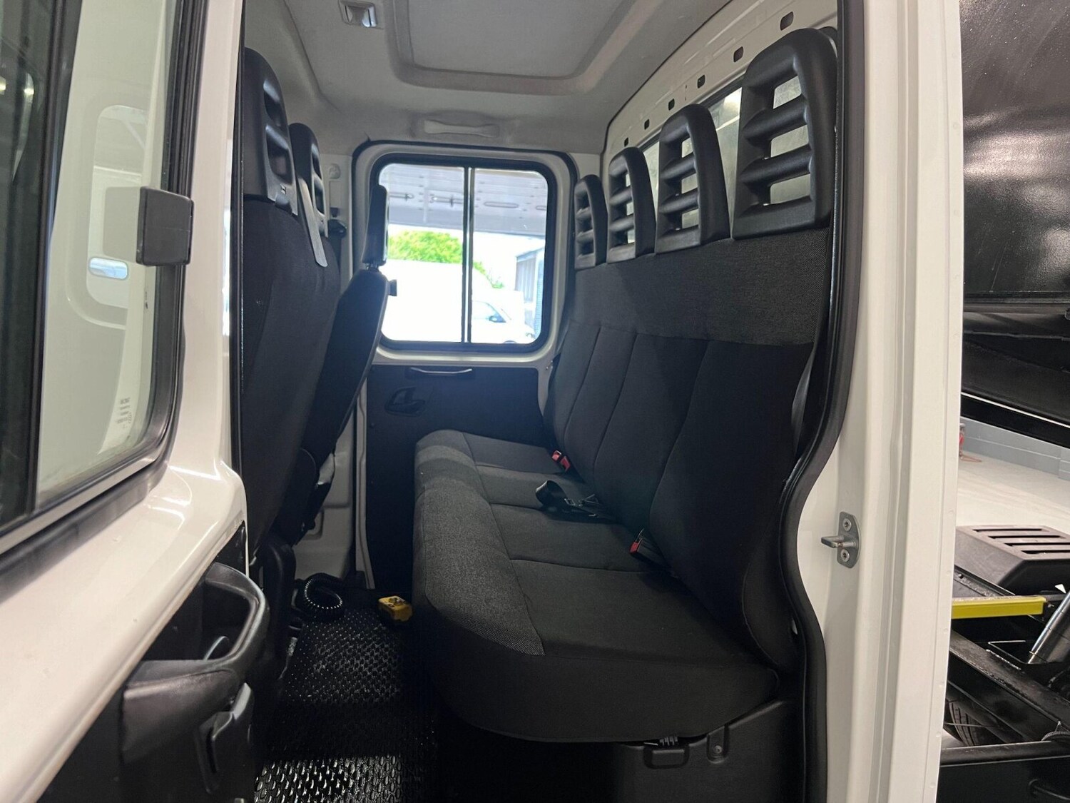 Vehicle 33