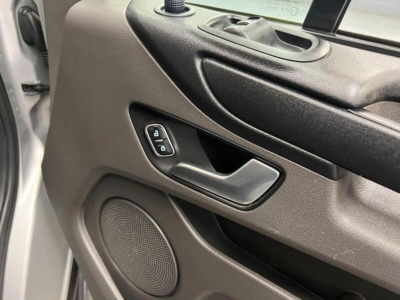 Used Ford Transit Custom 2022 for sale - 76903957: Photo 13