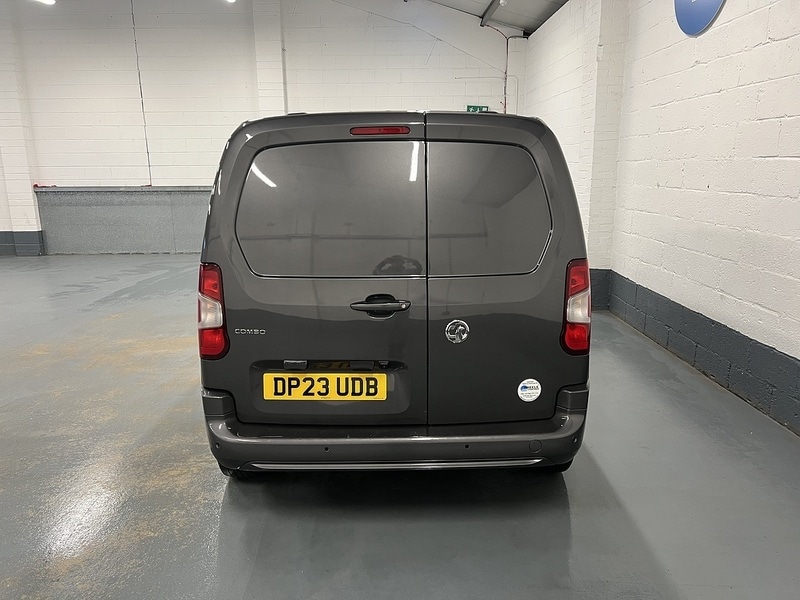 Used Vauxhall Combo 2023 for sale - 76903945: Photo 4
