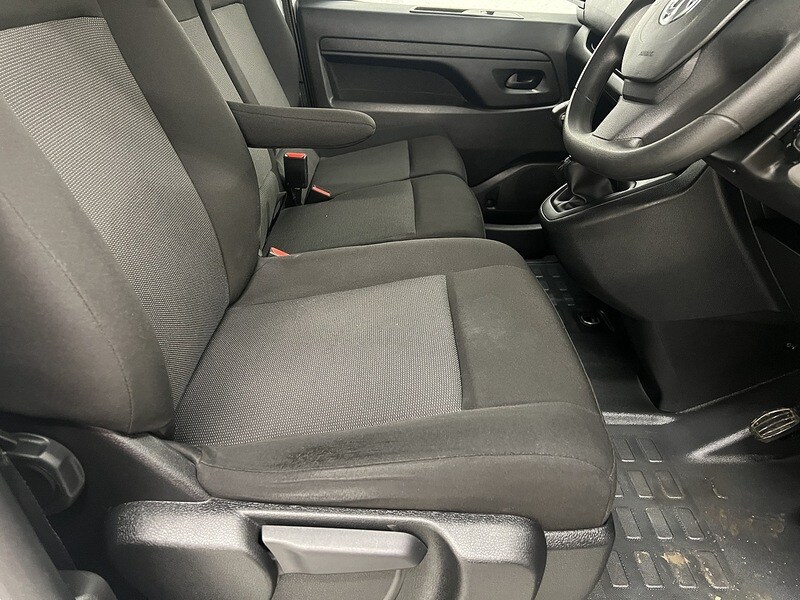 Used Vauxhall Vivaro 2023 for sale - 77404561: Photo 10