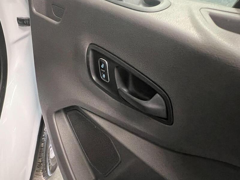 Used Ford Transit 2022 for sale - 76904090: Photo 35