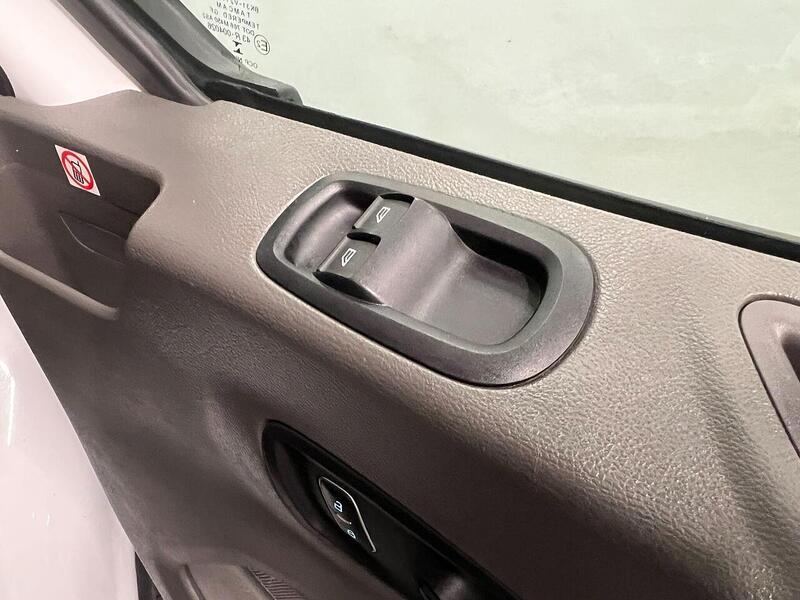 Used Ford Transit 2021 for sale - 76904111: Photo 11