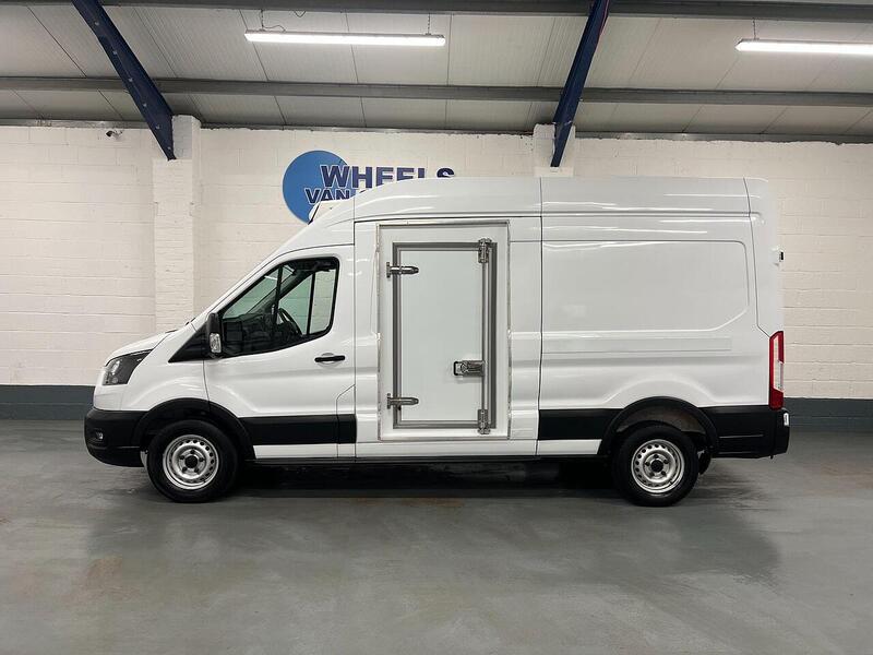 Used Ford Transit 2021 for sale - 76904111: Photo 2