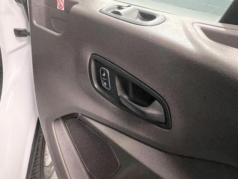 Used Ford Transit 2021 for sale - 76904111: Photo 34