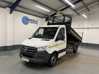 Mercedes-Benz Sprinter feature image