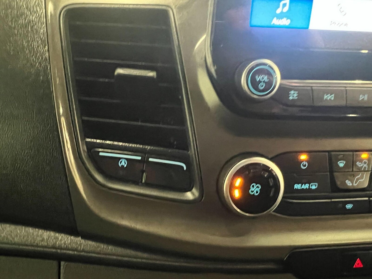 Used Ford Transit Custom 2022 for sale - 76870844: Photo 17