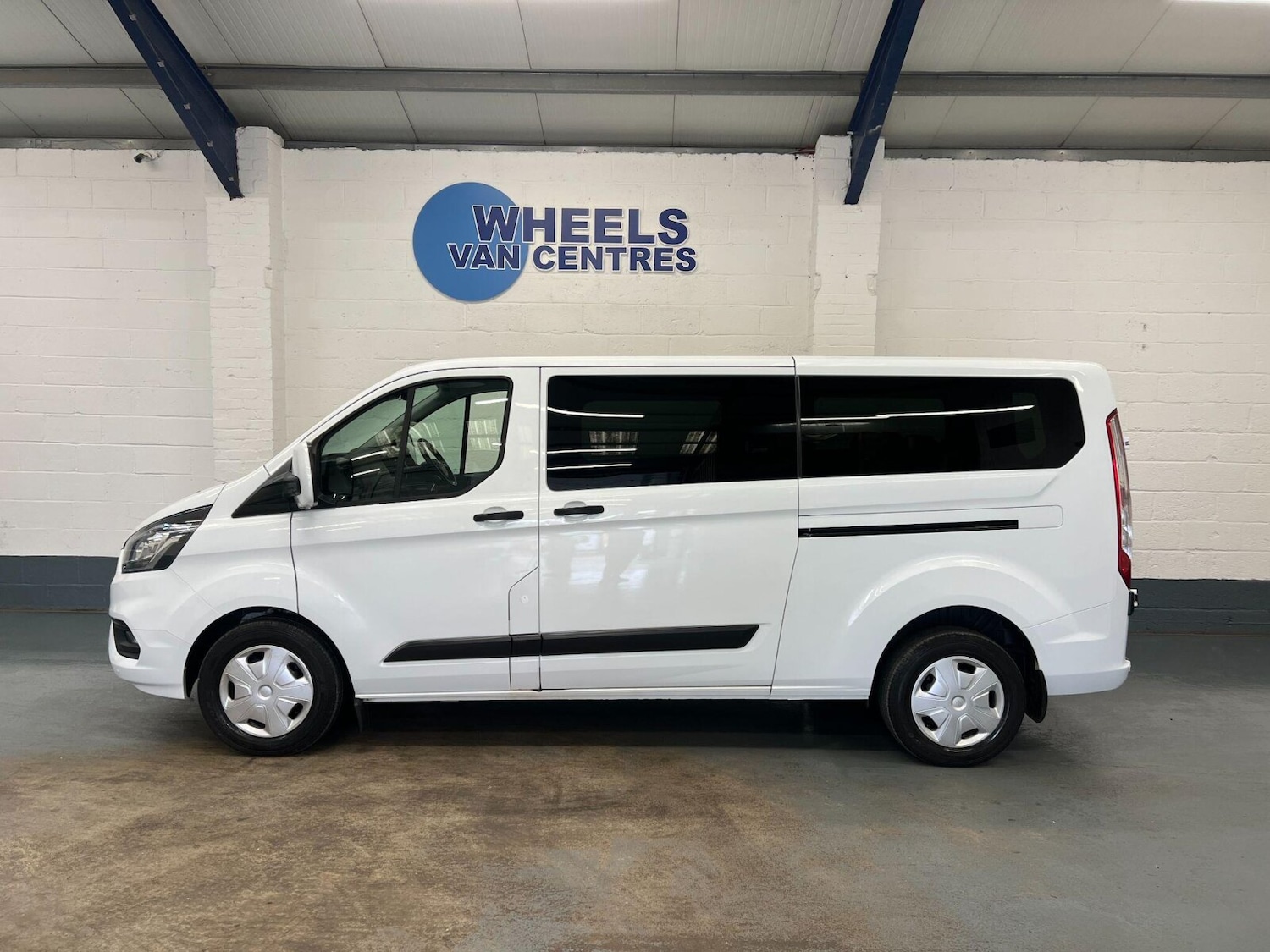 Used Ford Transit Custom 2022 for sale - 76870844: Photo 2