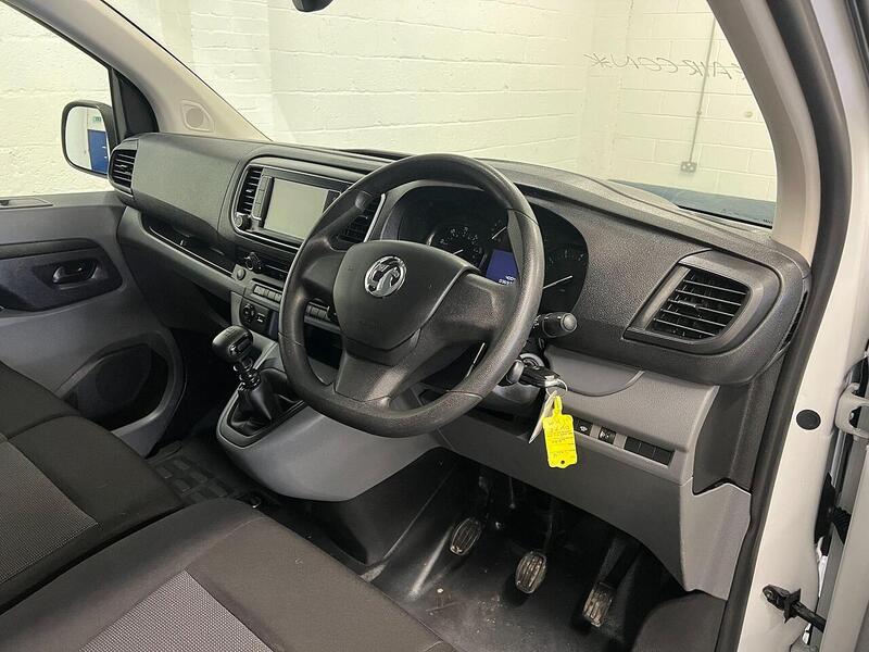 Used Vauxhall Vivaro 2022 for sale - 76903929: Photo 14