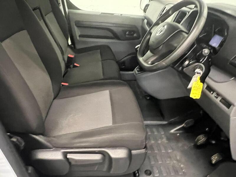 Used Vauxhall Vivaro 2022 for sale - 76903929: Photo 9