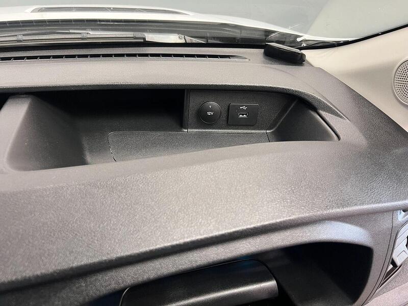 Used Ford Transit 2022 for sale - 76904074: Photo 37