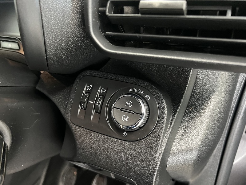 Used Vauxhall Combo 2024 for sale - 76904340: Photo 14