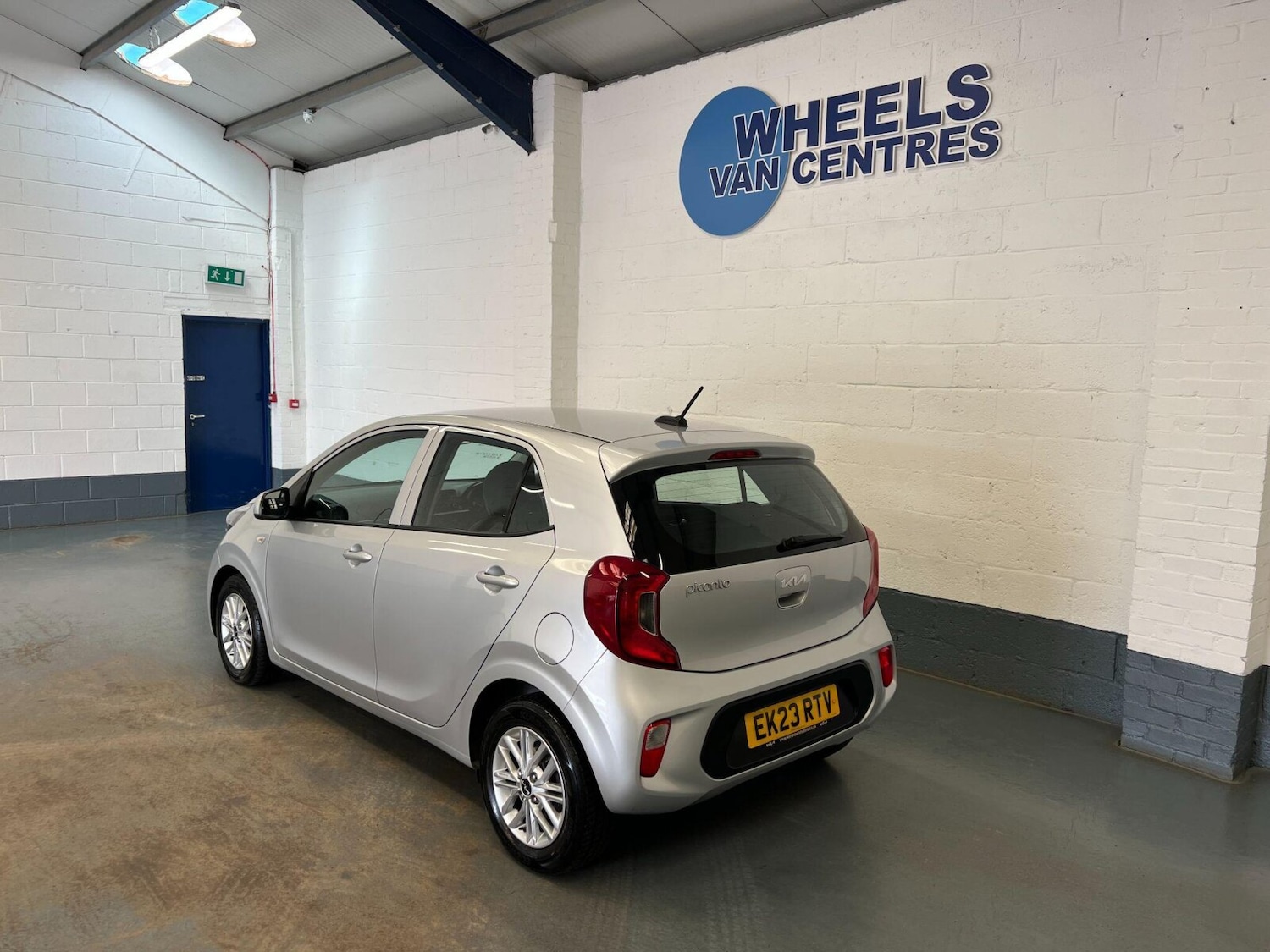 Used Kia Picanto 2023 for sale - 76528922: Photo 5