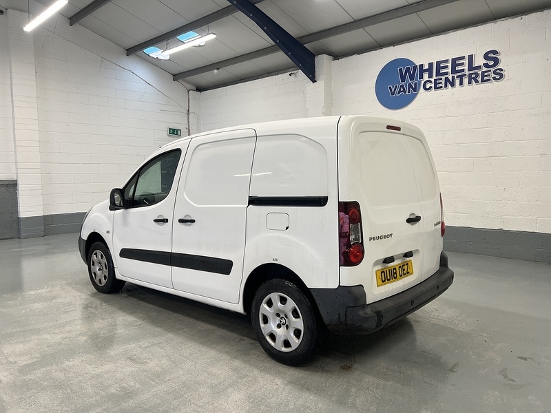 Used Peugeot Partner 2018 for sale - 77288619: Photo 2