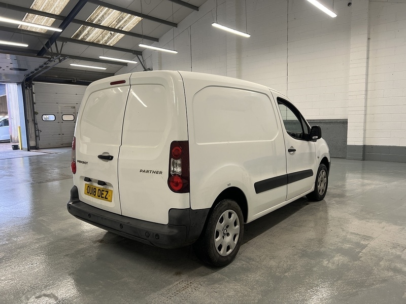 Used Peugeot Partner 2018 for sale - 77288619: Photo 3